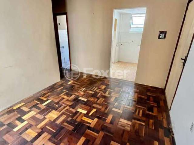 Apartamento com 2 quartos à venda na Avenida Plínio Brasil Milano, 2179, Passo da Areia, Porto Alegre, 48 m2 por R$ 220.000