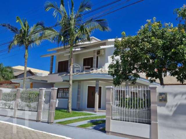 Casa com 3 quartos à venda na Servidão João Vasques Silva, 300, Ingleses do Rio Vermelho, Florianópolis, 240 m2 por R$ 1.380.000