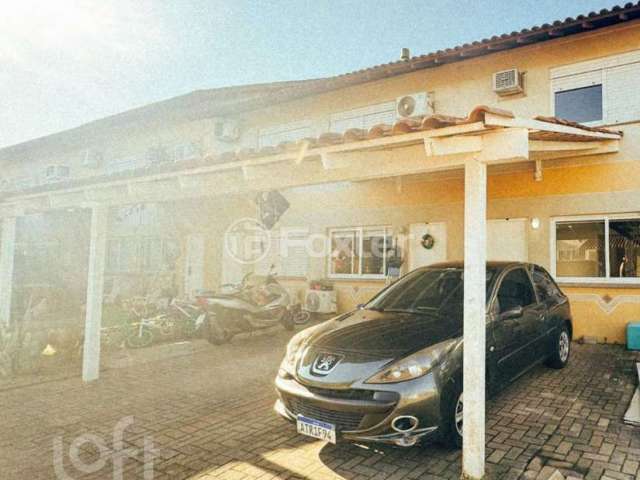 Casa em condomínio fechado com 3 quartos à venda na Rua Doutor Tancredo Neves, 160, Fátima, Canoas, 93 m2 por R$ 395.000