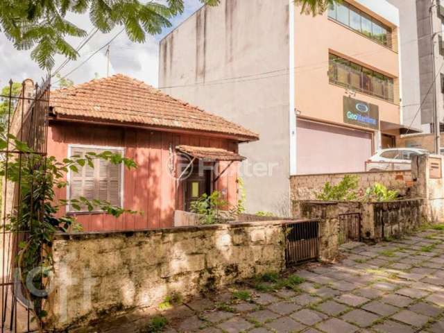 Casa com 3 quartos à venda na Rua Comendador Rheingantz, 61, Auxiliadora, Porto Alegre, 295 m2 por R$ 900.000