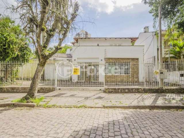 Casa com 4 quartos à venda na Rua Luiz Cosme, 328, Passo da Areia, Porto Alegre, 393 m2 por R$ 1.500.000