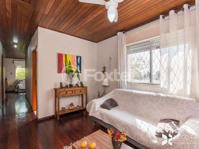 Casa com 4 quartos à venda na Rua Tobias Barreto, 369, Partenon, Porto Alegre, 208 m2 por R$ 640.000