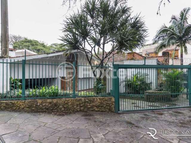 Casa com 4 quartos à venda na Rua Saica, 333, Petrópolis, Porto Alegre, 300 m2 por R$ 1.050.000