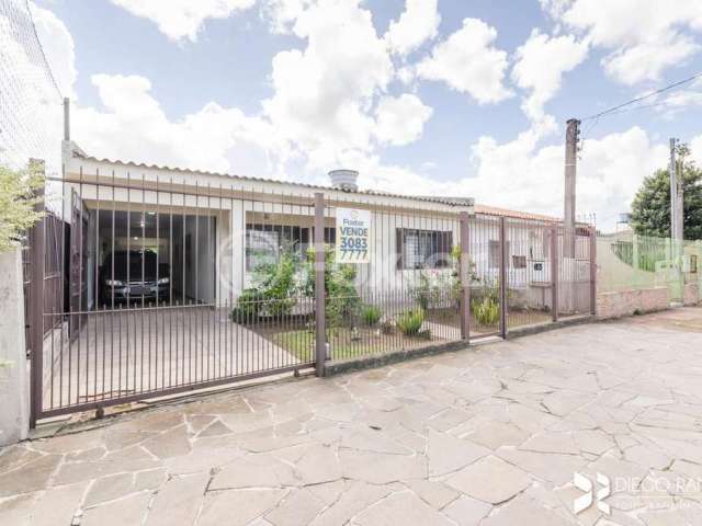 Casa com 3 quartos à venda na Avenida Circular, 778, Vila Jardim, Porto Alegre, 150 m2 por R$ 595.000