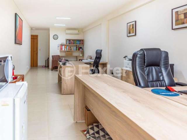 Sala comercial com 1 sala à venda na Avenida Cristóvão Colombo, 2156, Floresta, Porto Alegre, 38 m2 por R$ 125.000