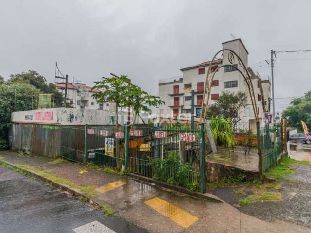 Terreno à venda na Avenida Saturnino de Brito, 598, Vila Jardim, Porto Alegre, 239 m2 por R$ 503.000