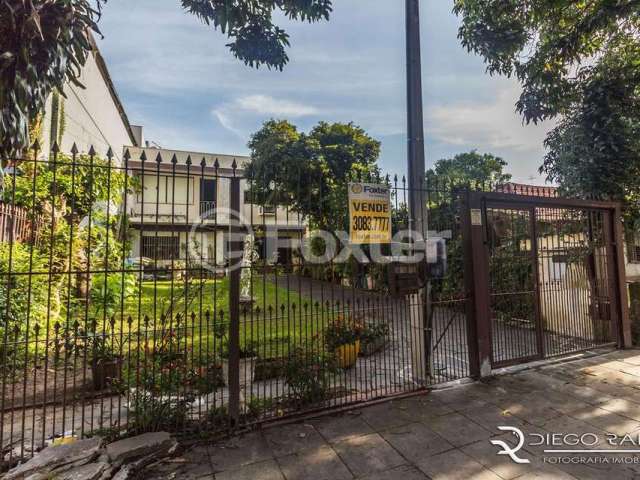 Casa com 5 quartos à venda na Rua Serro Azul, 1039, Santa Maria Goretti, Porto Alegre, 250 m2 por R$ 640.000