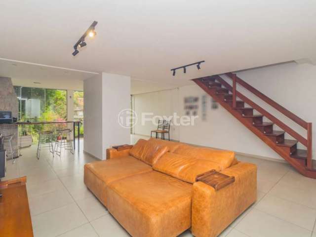 Casa com 3 quartos à venda na Rua Conde da Figueira, 360, Vila Jardim, Porto Alegre, 268 m2 por R$ 712.975