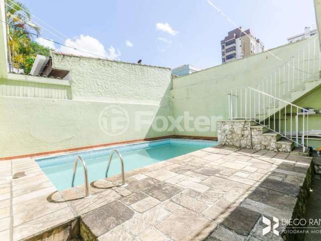 Casa com 3 quartos à venda na Rua José Scutari, 411, Passo da Areia, Porto Alegre, 180 m2 por R$ 954.000