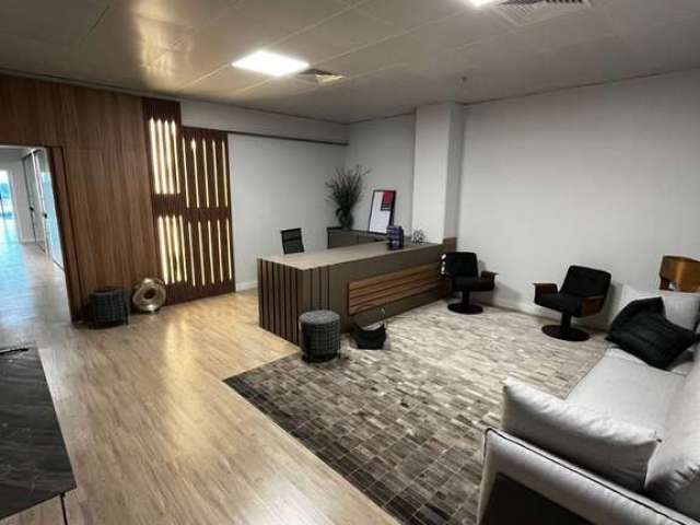 Sala comercial com 1 sala para alugar na Rodovia Engenheiro Ermênio de Oliveira Penteado, Itaici, Indaiatuba, 370 m2 por R$ 31.500