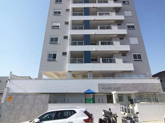 Apartamento a venda de 02 Dormitórios com terraço e Churrasqueira em Barreiros-São José-SC