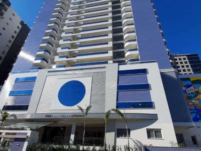 Apartamento amplo de alto padrão sendo 03 dormitórios e home office em Campinas, SC