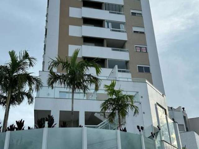 Apartamento dois dormitórios com duas Suítes e Lavabo no Estreito Florianópolis, Sc