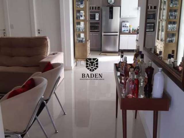 Apartamento 4 dormitórios à venda Centro Balneário Camboriú/SC