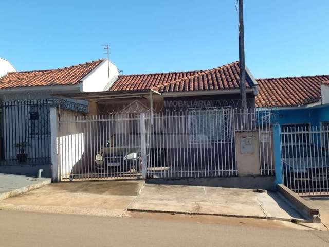 Casa 2 quartos a venda em uvaranas