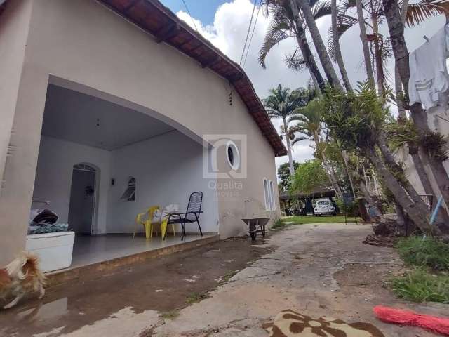 chácara em Araçoiaba da Serra com piscina.