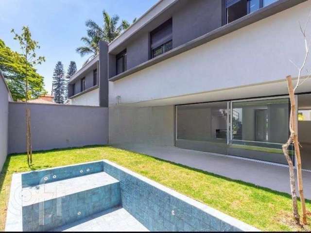 Casa à venda em Campo Belo com 401 m², 4 quartos, 4 suítes, 3 vagas