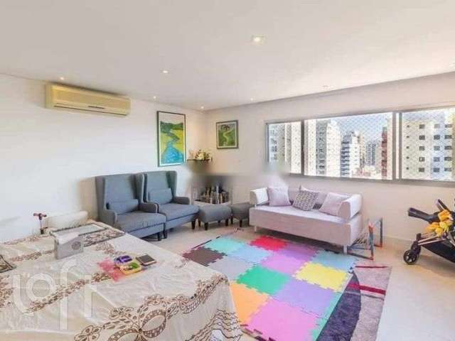 Apartamento à venda em Perdizes com 240 m², 3 quartos, 2 suítes, 2 vagas