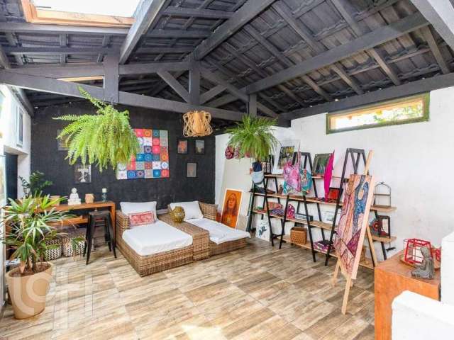 Casa à venda em Campo Belo com 367 m², 4 quartos, 4 suítes, 4 vagas