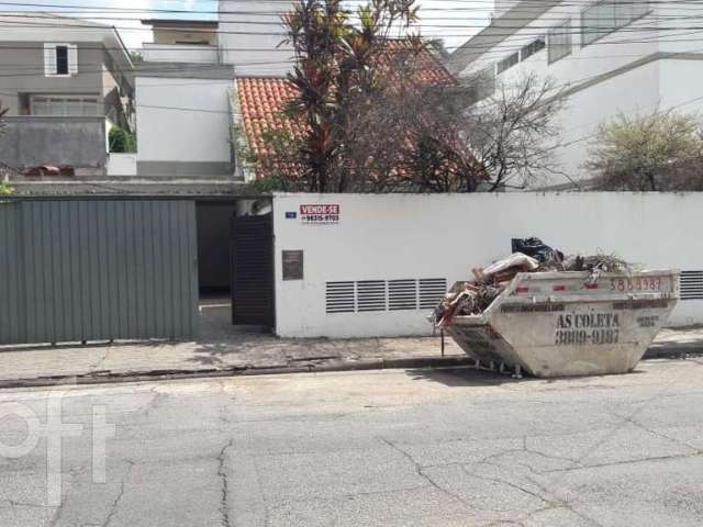 Casa à venda em Vila Sônia com 280 m², 2 quartos, 1 suíte, 4 vagas