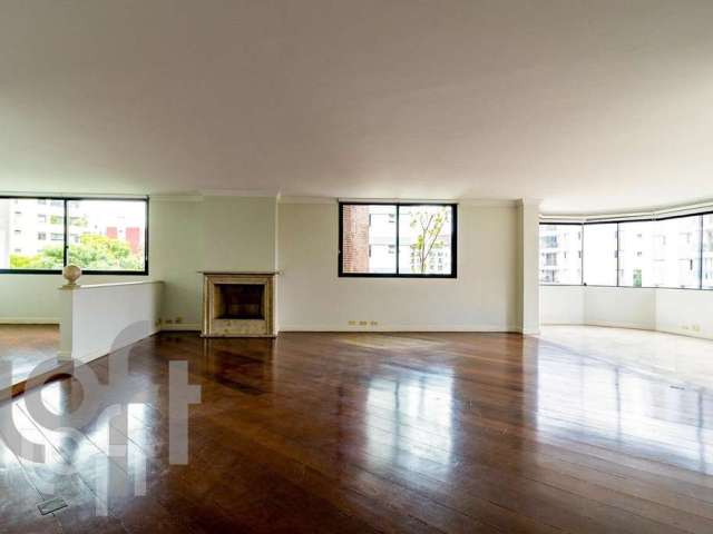 Apartamento à venda em Morumbi com 347 m², 4 quartos, 4 suítes, 5 vagas