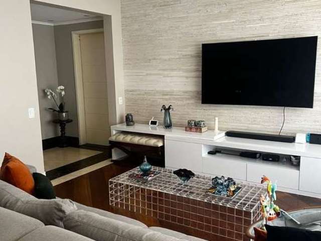 Apartamento à venda em Vila Andrade com 191 m², 4 quartos, 2 suítes, 3 vagas