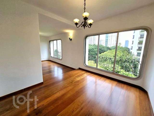 Apartamento à venda em Campo Belo com 144 m², 4 quartos, 1 suíte, 2 vagas