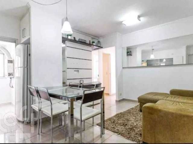 Apartamento à venda em Campo Belo com 49 m², 2 quartos, 1 vaga