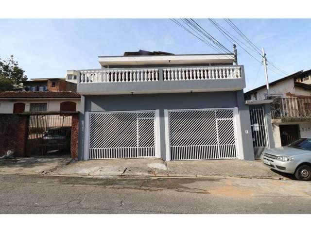 Casa com 3 quartos à venda na Rua Judith Passaldi Esteves, 132, Vila Sônia, São Paulo, 250 m2 por R$ 1.054.900