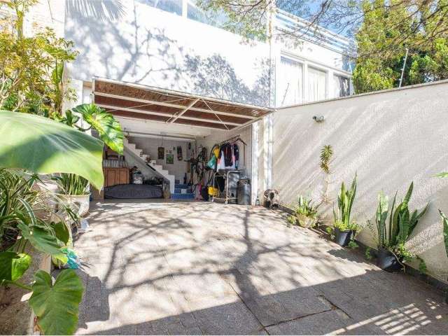 Casa com 3 quartos à venda na Rua Guilherme Asbahr Neto, 463, Chácara Monte Alegre, São Paulo, 226 m2 por R$ 2.750.000