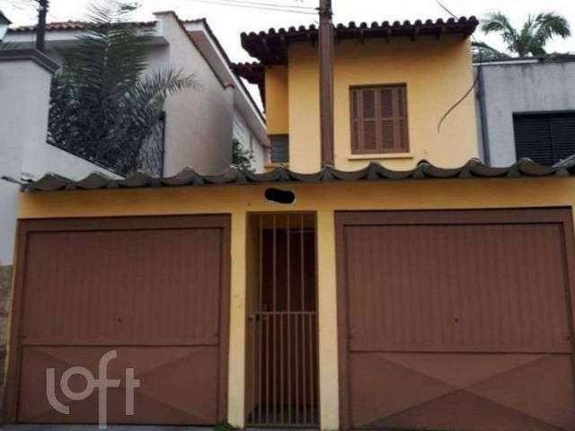 Casa à venda em Campo Belo com 271 m², 3 quartos, 1 suíte, 3 vagas