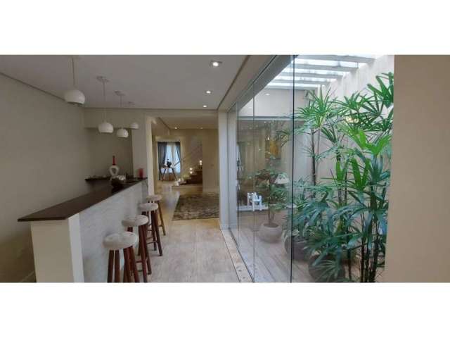 Casa com 4 quartos à venda na Rua Miguel Teles Júnior, 129, Cambuci, São Paulo, 300 m2 por R$ 1.150.000