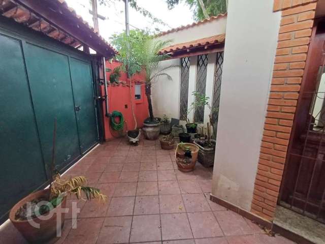 Casa à venda em Campo Belo com 320 m², 3 quartos, 3 suítes, 3 vagas