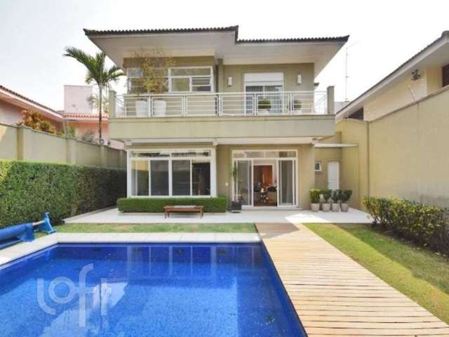 Casa à venda em Vila Andrade com 500 m², 5 quartos, 2 suítes, 4 vagas