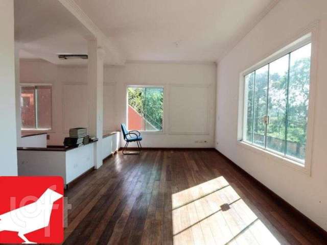 Casa à venda em Vila Andrade com 240 m², 3 quartos, 3 suítes, 4 vagas