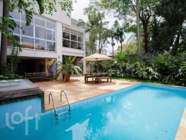 Casa à venda em Sumaré com 447 m², 4 quartos, 2 suítes, 5 vagas