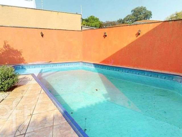 Casa à venda em Sumaré com 454 m², 3 quartos, 3 suítes, 5 vagas