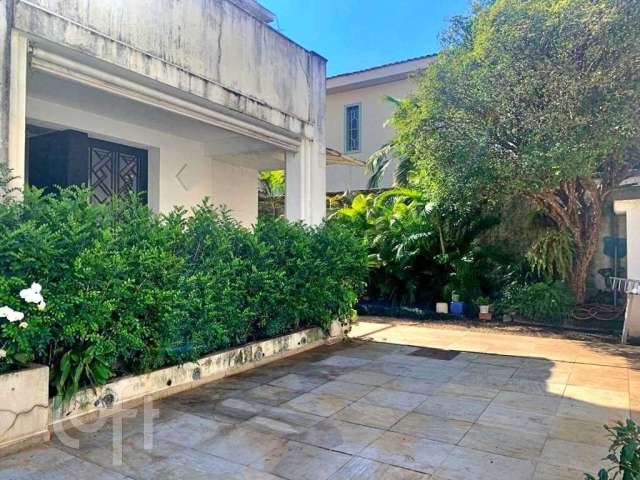 Casa à venda em Sumaré com 470 m², 4 quartos, 4 suítes, 3 vagas