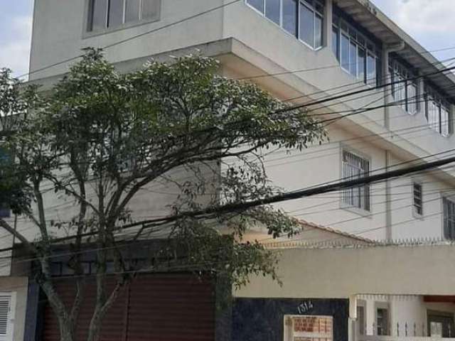 Casa à venda em Sapopemba com 250 m², 3 quartos, 1 suíte, 4 vagas