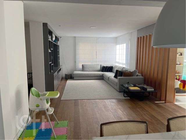 Apartamento à venda em Campo Belo com 220 m², 4 quartos, 3 suítes, 4 vagas