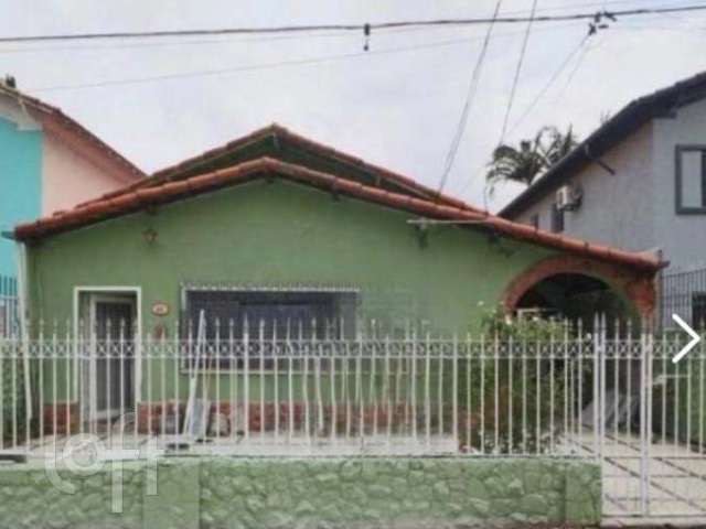 Casa à venda em Campo Belo com 300 m², 2 quartos, 4 vagas