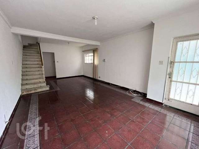 Casa à venda em Ipiranga com 200 m², 4 quartos, 2 suítes, 5 vagas