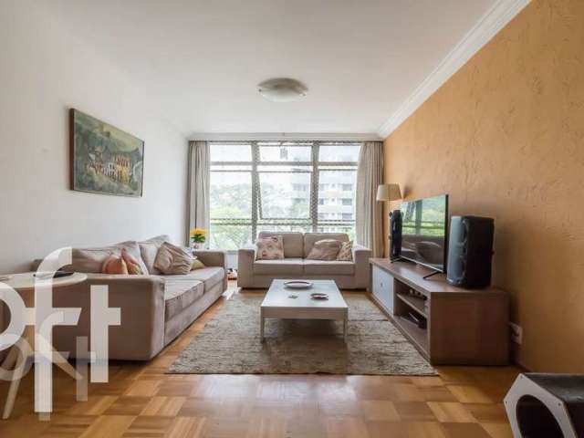 Apartamento à venda em Campo Belo com 109 m², 3 quartos, 1 suíte, 1 vaga