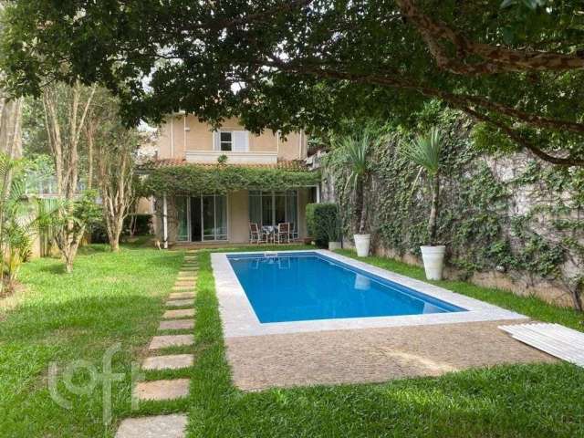 Casa à venda em Campo Belo com 357 m², 4 quartos, 4 suítes, 4 vagas