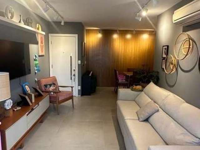 Apartamento à venda em Campo Belo com 92 m², 3 quartos, 1 suíte, 2 vagas