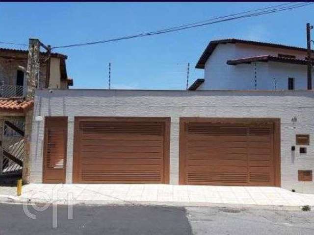 Casa à venda em Limão com 360 m², 6 quartos, 2 suítes, 2 vagas