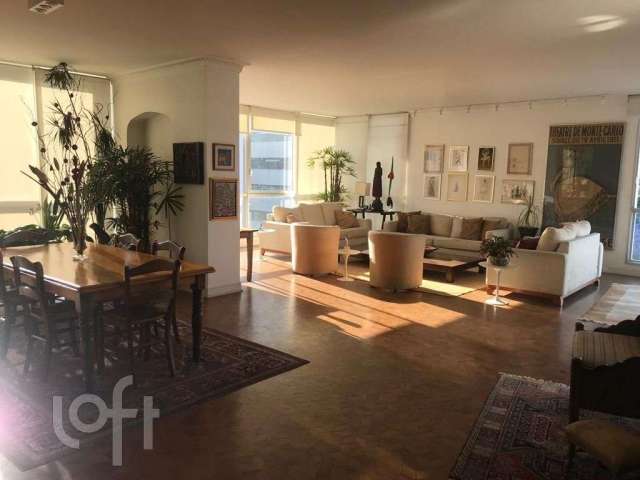 Apartamento à venda em Bela Vista com 284 m², 4 quartos, 1 suíte, 2 vagas