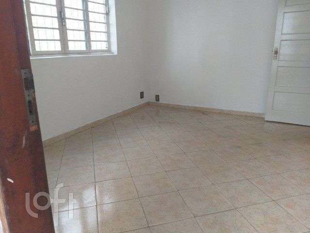 Casa à venda em Jaguaré com 240 m², 4 quartos, 4 vagas