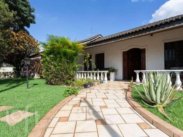 Casa à venda em Alto da Lapa com 236 m², 3 quartos, 1 suíte, 5 vagas