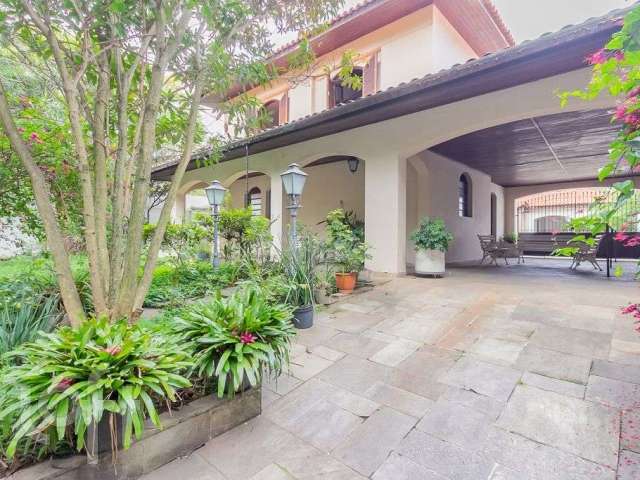 Casa à venda em Alto da Lapa com 313 m², 4 quartos, 3 vagas